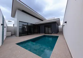 Foto 1 de Casa de Condomínio com 4 Quartos à venda, 460m² em Residencial Villaggio, Bauru