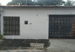 Foto 1 de Casa com 2 Quartos à venda, 129m² em Piratininga, Maracanaú