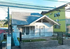 Foto 1 de Casa com 3 Quartos à venda, 220m² em Piratini, Gramado
