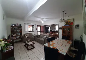 Foto 1 de Casa com 5 Quartos à venda, 272m² em Ipiranguinha, Ubatuba