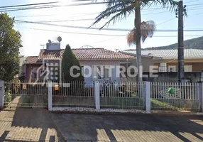 Foto 1 de Casa com 2 Quartos à venda, 100m² em Madri, Palhoça