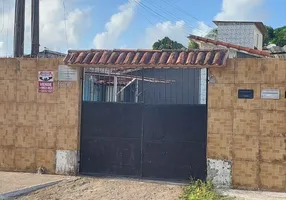 Foto 1 de Casa com 2 Quartos à venda, 48m² em Pau Amarelo, Paulista