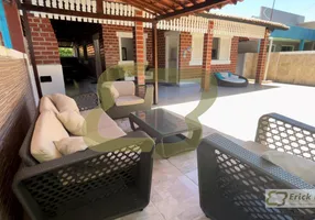Foto 1 de Casa de Condomínio com 4 Quartos à venda, 200m² em Merepe, Ipojuca