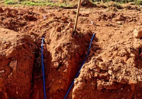 Foto 1 de Lote/Terreno à venda, 1000m² em Vila Santa Luzia, Alumínio