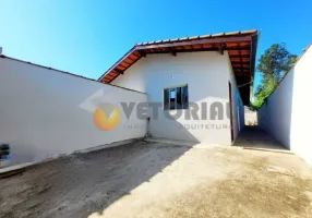 Foto 1 de Casa com 2 Quartos à venda, 61m² em GOLFINHO, Caraguatatuba