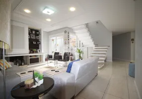 Foto 1 de Casa com 5 Quartos à venda, 380m² em Marechal Rondon, Canoas