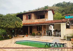 Foto 1 de Casa com 3 Quartos à venda, 294m² em Piratininga, Niterói