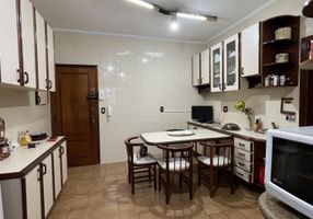 Foto 1 de Apartamento com 3 Quartos para alugar, 160m² em Campo Grande, Santos