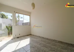 Foto 1 de Casa com 2 Quartos à venda, 52m² em Nossa Senhora de Lourdes, Divinópolis