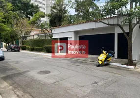 Foto 1 de Casa com 4 Quartos para venda ou aluguel, 464m² em Santo Amaro, São Paulo