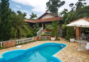 Foto 1 de Fazenda/Sítio com 4 Quartos à venda, 250m² em Cachoeira, Ibiúna