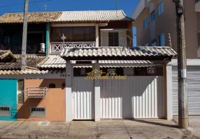 Foto 1 de Casa com 3 Quartos à venda, 186m² em Centro, Rio das Ostras