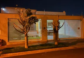 Foto 1 de Casa com 3 Quartos à venda, 137m² em Gleba Simon Frazer, Londrina