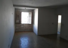Foto 1 de Apartamento com 3 Quartos para alugar, 85m² em Presidente Kennedy, Fortaleza
