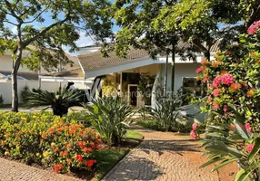 Foto 1 de Casa de Condomínio com 4 Quartos à venda, 420m² em Loteamento Alphaville Campinas, Campinas