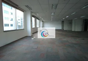 Foto 1 de Sala Comercial para alugar, 627m² em Jardim São Luís, São Paulo