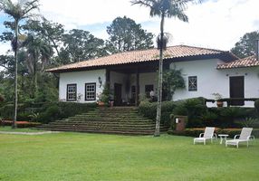 Foto 1 de Fazenda/Sítio com 5 Quartos à venda, 2000m² em Setor Bueno, Goiânia