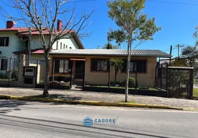 Foto 1 de Casa com 4 Quartos à venda, 220m² em Vila Verde, Caxias do Sul