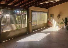 Foto 1 de Casa com 3 Quartos à venda, 249m² em Vila Pacífico II, Bauru