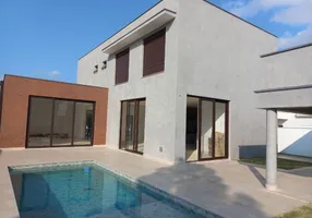 Foto 1 de Casa com 4 Quartos para venda ou aluguel, 320m² em Granja Viana, Carapicuíba