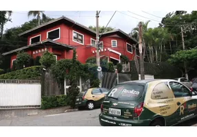 Foto 1 de Casa com 1 Quarto à venda, 450m² em Morumbi, São Paulo