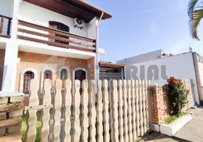 Foto 1 de Sobrado com 2 Quartos à venda, 82m² em Porto Novo, Caraguatatuba