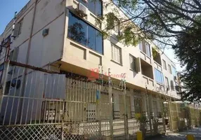 Foto 1 de Apartamento com 2 Quartos à venda, 56m² em Santo Antônio, Porto Alegre