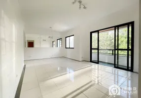 Foto 1 de Apartamento com 4 Quartos à venda, 105m² em Panamby, São Paulo