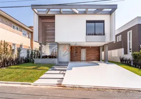 Foto 1 de Casa de Condomínio com 4 Quartos à venda, 310m² em Pilarzinho, Curitiba