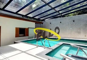 Foto 1 de Casa de Condomínio com 3 Quartos para venda ou aluguel, 300m² em Jardim Atalaia, Cotia