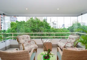 Foto 1 de Apartamento com 4 Quartos à venda, 230m² em Jardim Paineiras, São Paulo