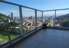 Foto 1 de Apartamento com 2 Quartos para alugar, 98m² em Ressacada, Itajaí