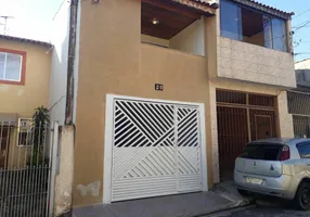 Foto 1 de Casa de Condomínio com 2 Quartos à venda, 53m² em Vila Curuçá, São Paulo