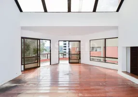 Foto 1 de Cobertura com 4 Quartos à venda, 485m² em Real Parque, São Paulo