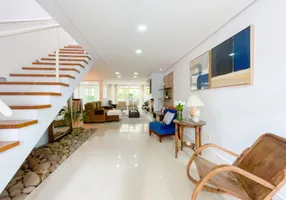 Foto 1 de Casa de Condomínio com 4 Quartos à venda, 269m² em Belém Novo, Porto Alegre