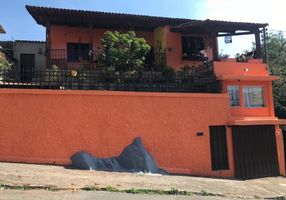 Foto 1 de Casa com 4 Quartos à venda, 170m² em Nacoes Unidas, Sabará