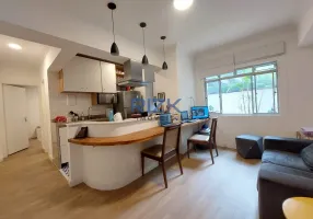 Foto 1 de Apartamento com 2 Quartos à venda, 54m² em Aclimação, São Paulo