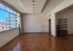 Foto 1 de Apartamento com 3 Quartos à venda, 160m² em Copacabana, Rio de Janeiro