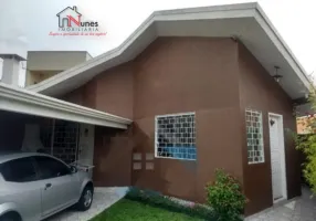 Foto 1 de Casa com 3 Quartos à venda, 52m² em Uberaba, Curitiba