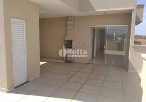 Foto 1 de Cobertura com 2 Quartos à venda, 100m² em Novo Mundo, Uberlândia