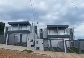 Foto 1 de Sobrado com 3 Quartos à venda, 174m² em Monte Bérico, Caxias do Sul