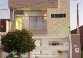 Foto 1 de Sobrado com 3 Quartos à venda, 215m² em Bom Jardim, Maringá