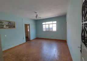 Foto 1 de Casa com 3 Quartos à venda, 300m² em Bento Ribeiro, Rio de Janeiro