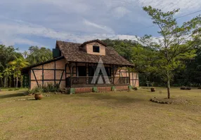 Foto 1 de Fazenda/Sítio com 3 Quartos à venda, 200m² em Vila Nova, Joinville