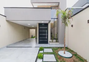 Foto 1 de Casa com 3 Quartos à venda, 180m² em Ouro Minas, Belo Horizonte