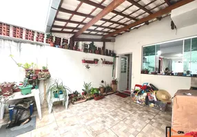 Foto 1 de Casa com 2 Quartos à venda, 89m² em Céu Azul, Belo Horizonte