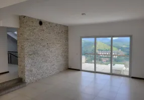 Foto 1 de Casa com 4 Quartos à venda, 450m² em Nogueira, Petrópolis