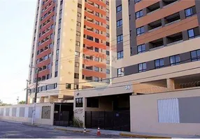 Foto 1 de Apartamento com 3 Quartos para alugar, 75m² em Ribeira, Natal