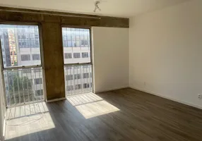 Foto 1 de Apartamento com 3 Quartos para alugar, 96m² em Santo Amaro, São Paulo