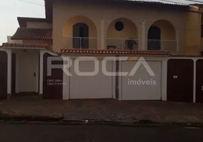Foto 1 de Sobrado com 3 Quartos à venda, 330m² em Parque dos Bandeirantes, Ribeirão Preto